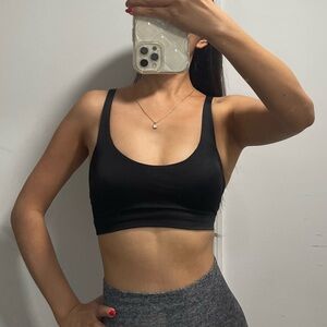 Sports bra